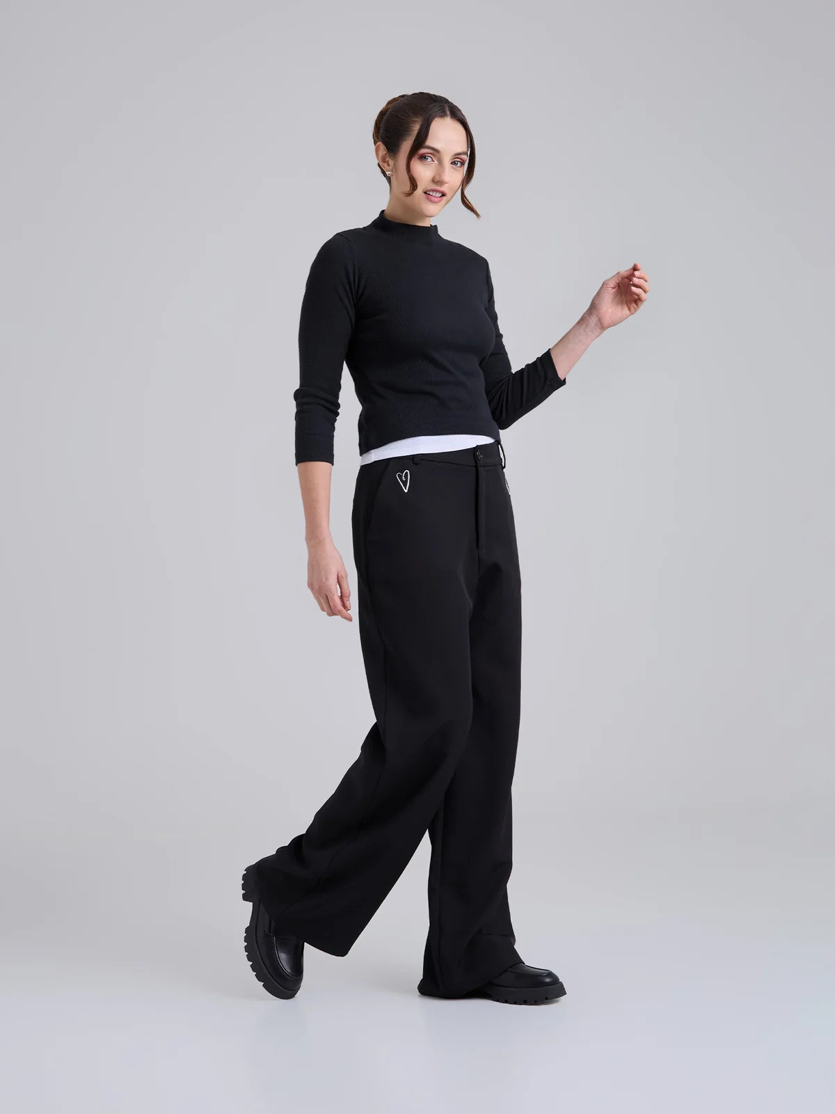 Pantalon Bordado