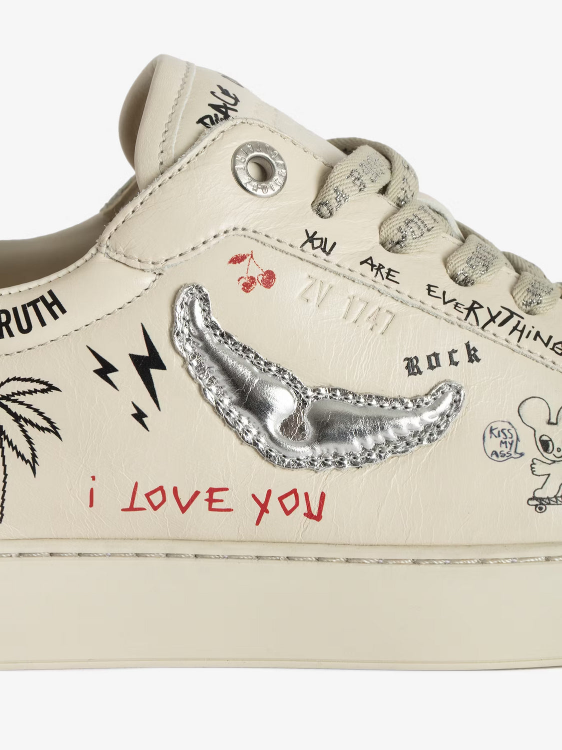 Tenis Fly On Love
