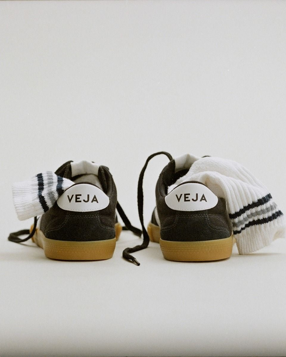 Zapatilla Veja De Hombre Volley Canvas