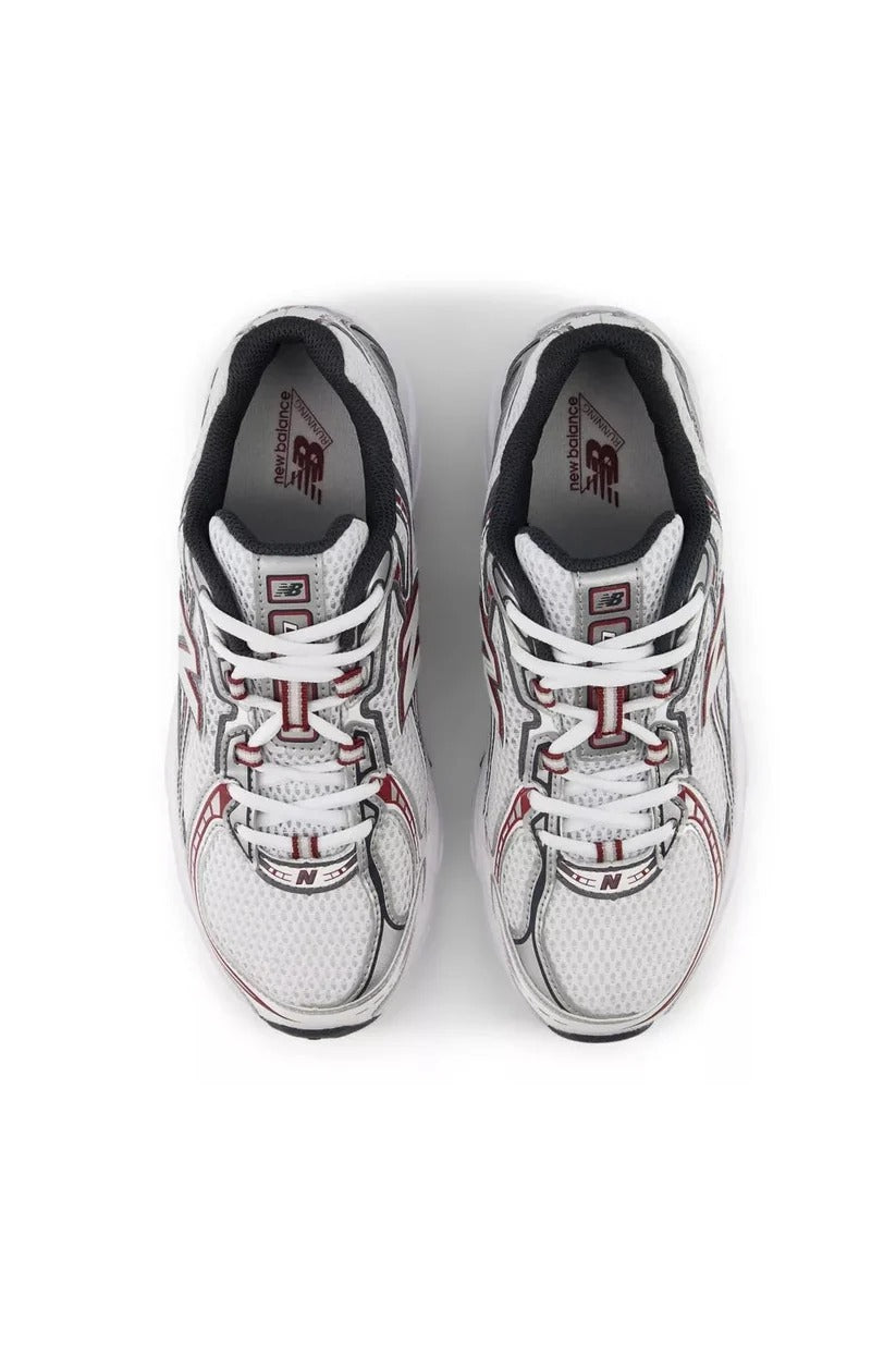 Zapatilla New Balance 740
