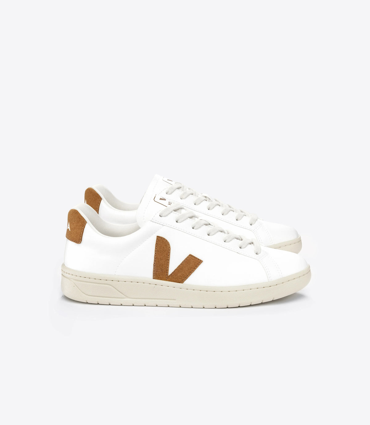 Zapatilla Veja De Hombre Urca Cwl