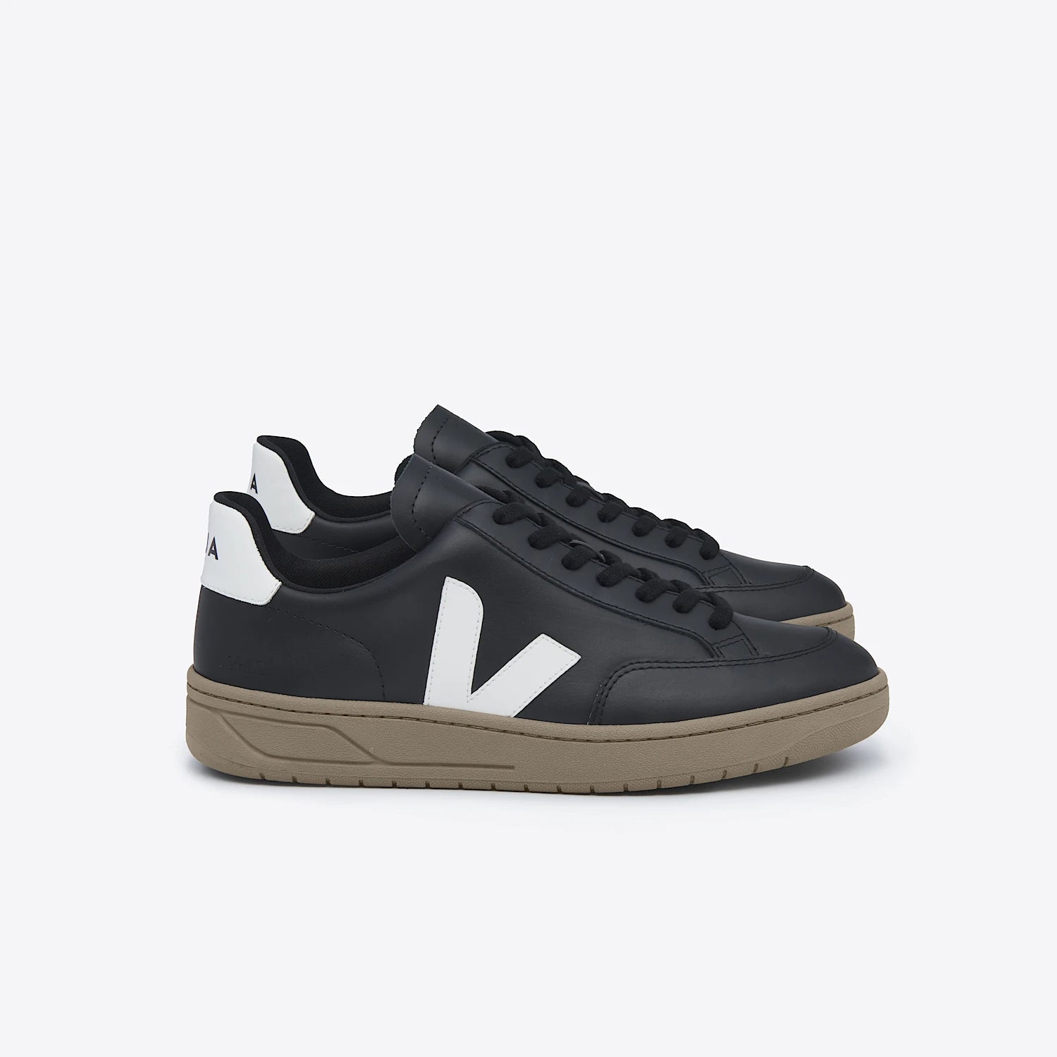 Tenis Veja de Hombre V-12
