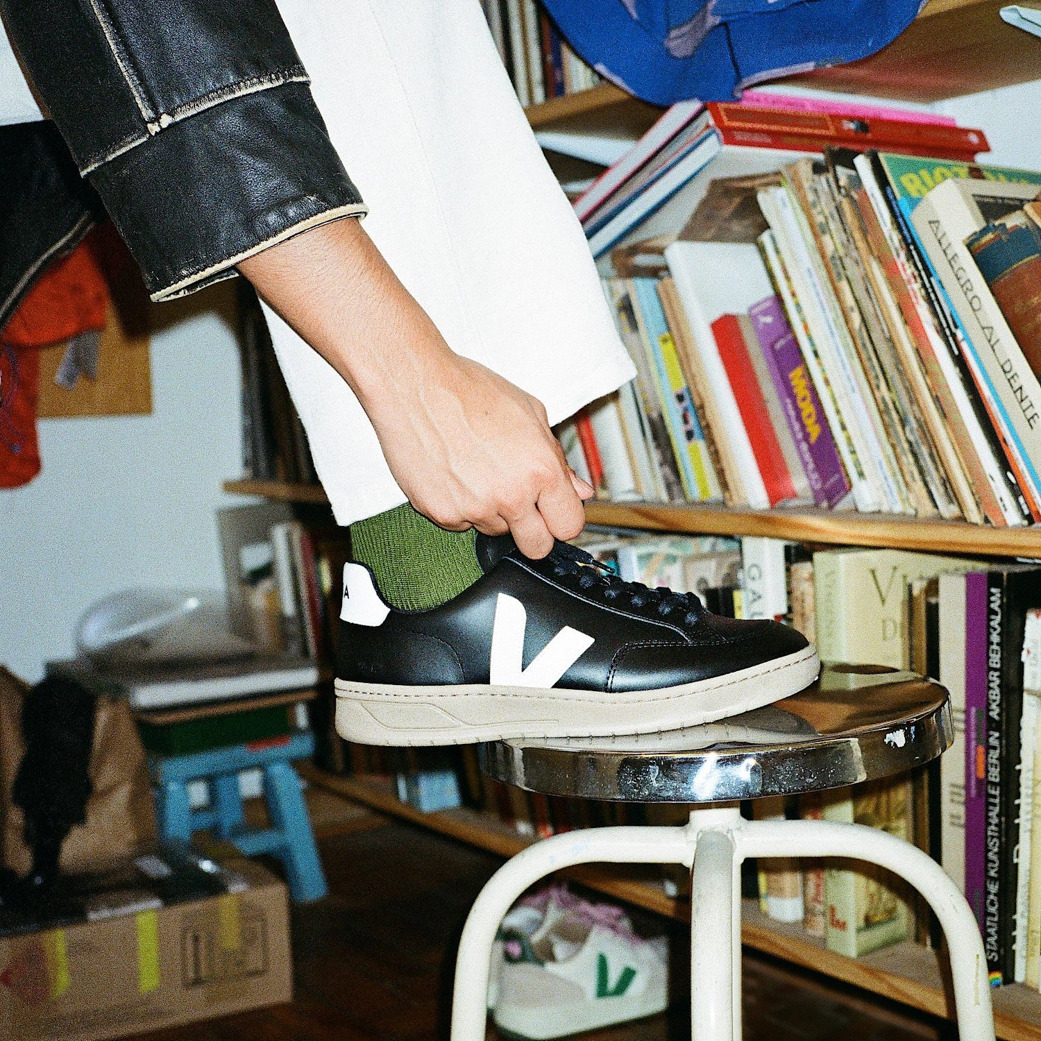 Tenis Veja de Hombre V-12